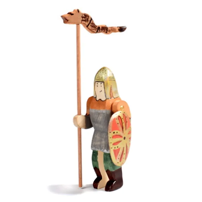 Bumbu Toys | Dacian Knight with Spear, Shield & Dragon Banner