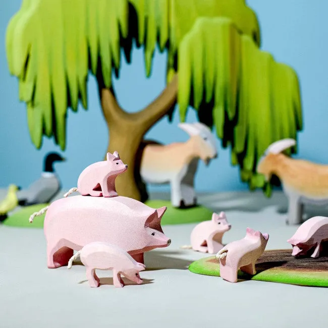 Bumbu Toys | Piglet Standing