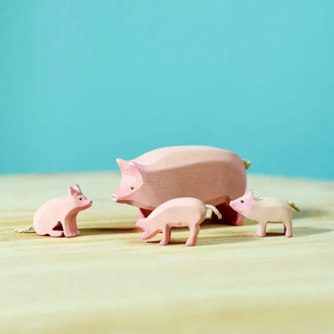 Bumbu Toys | Piglet Standing