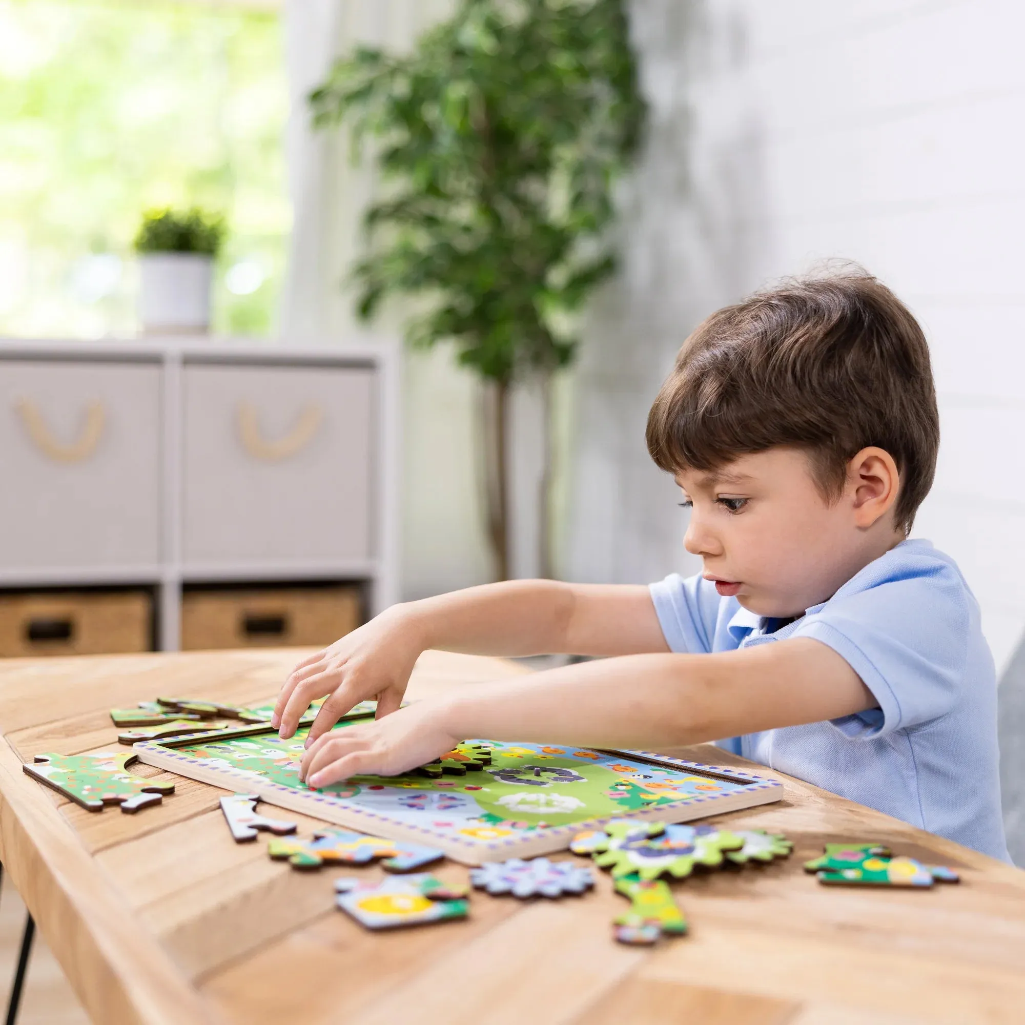 Melissa & Doug Animal Chase I-Spy Wooden Gear Puzzle - 24 pc