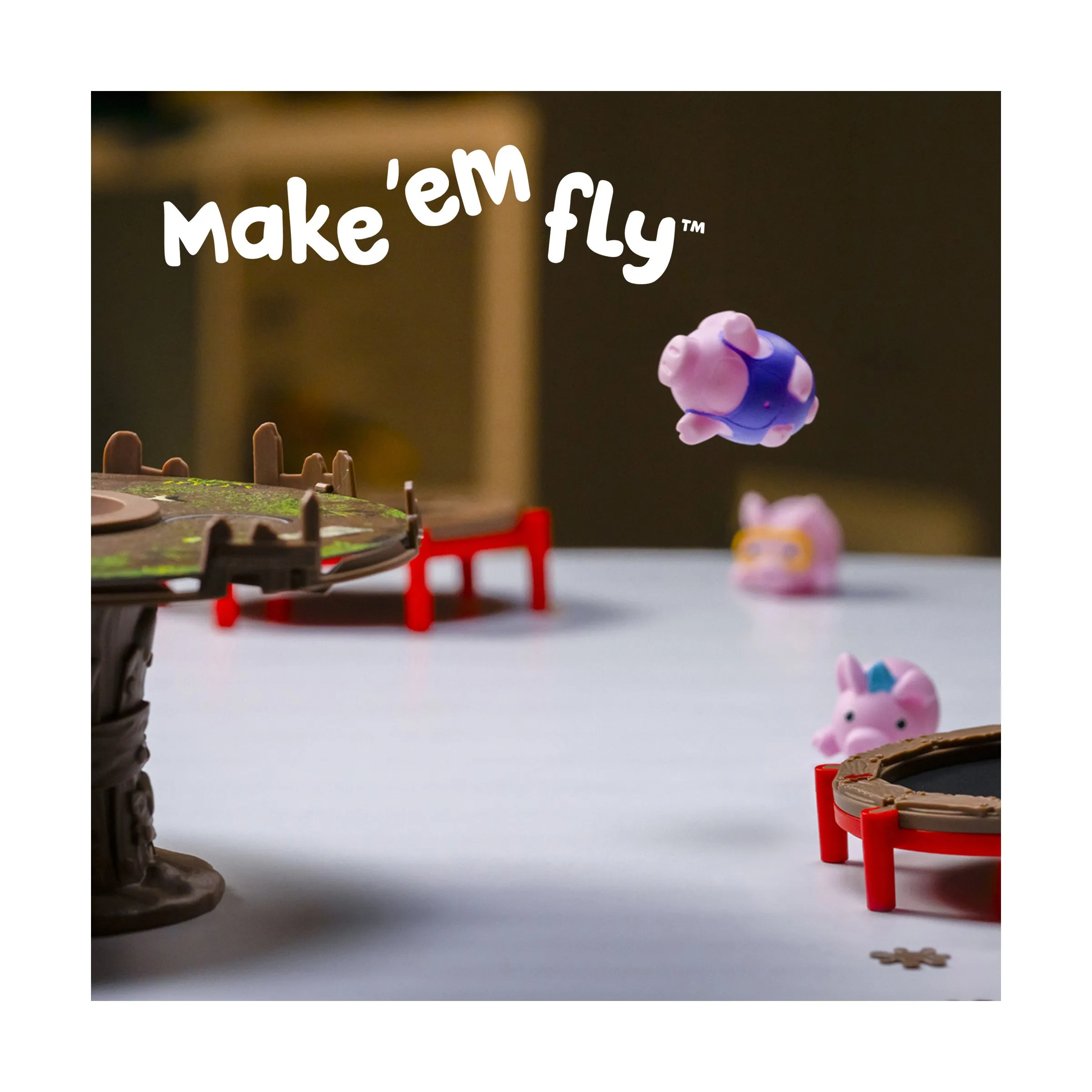 Pigs on Trampolines Bouncing Game